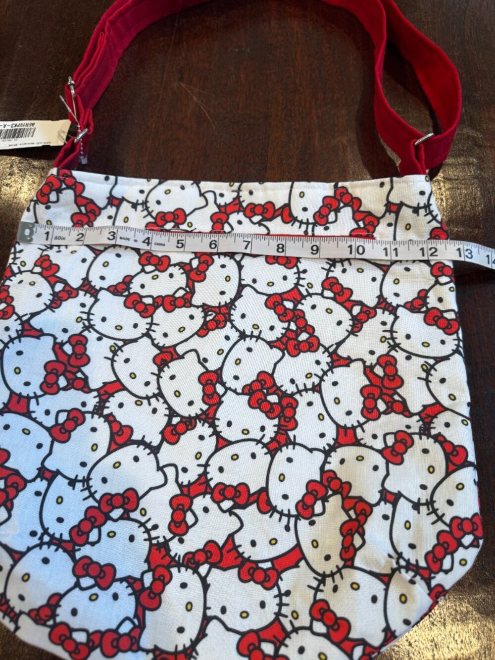 Sanrio Hello Kitty Canvas Hobo Crossbody Bag All Over Print NWT Red - Picture 8 of 10